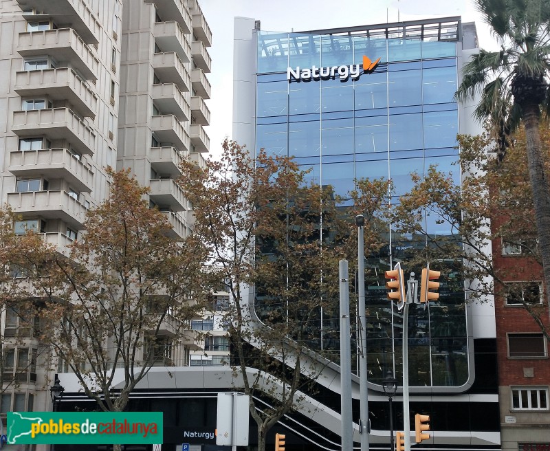 Barcelona - Av. Diagonal, 525 (Edifici Naturgy Diagonal) (Foto: Anna Corcoll, 2021) Barcelona - Av. Diagonal, 525 (Edifici Naturgy Diagonal)