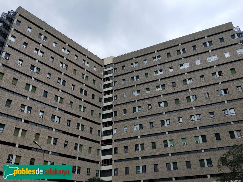 Barcelona - Conjunt d'habitatges Diagonal-Ganduxer (Foto: Anna Corcoll, 2021) Barcelona - Conjunt d'habitatges Diagonal-Ganduxer