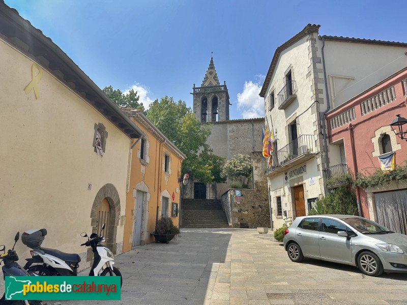 Aiguaviva - La Plaça (Foto: Albert Esteves, 2024) Aiguaviva - La Plaça