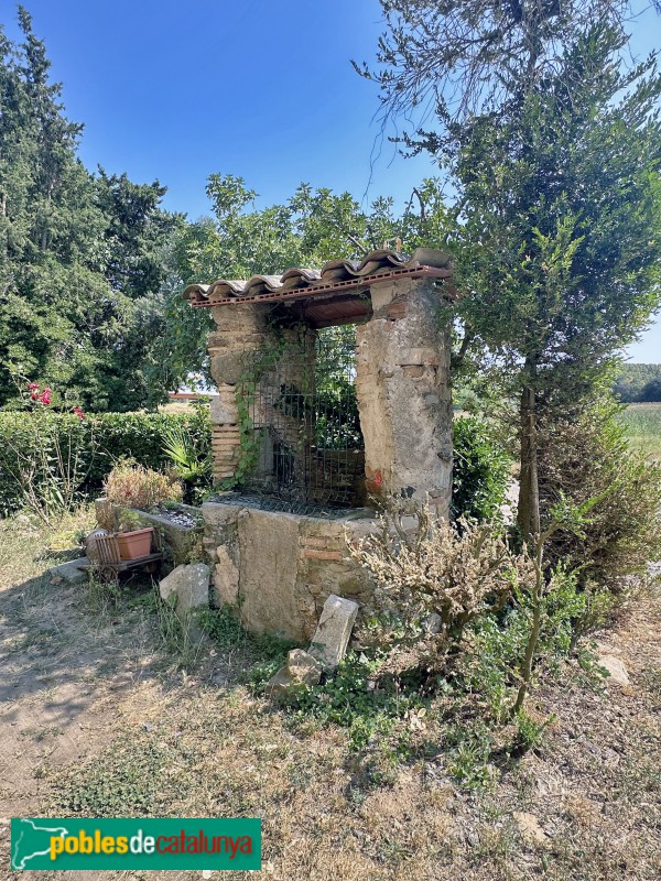 Aiguaviva - Mas Renart. Pou (Foto: Albert Esteves, 2024) Aiguaviva - Mas Renart. Pou