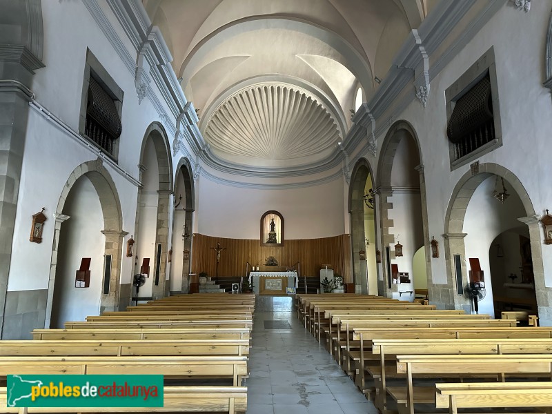 Anglès - Església de Sant Miquel (Foto: Albert Esteves, 2024) Anglès - Església de Sant Miquel