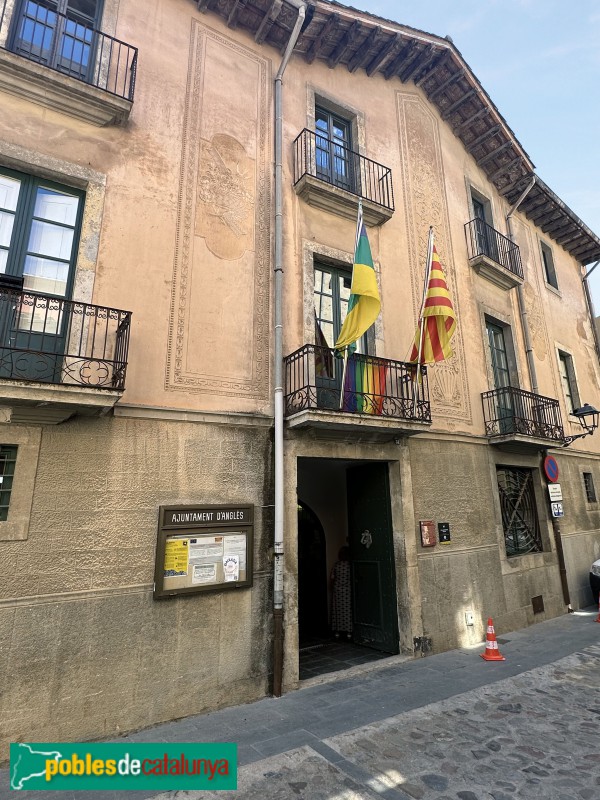 Anglès - Can Cendra (Foto: Albert Esteves, 2024) Anglès - Can Cendra