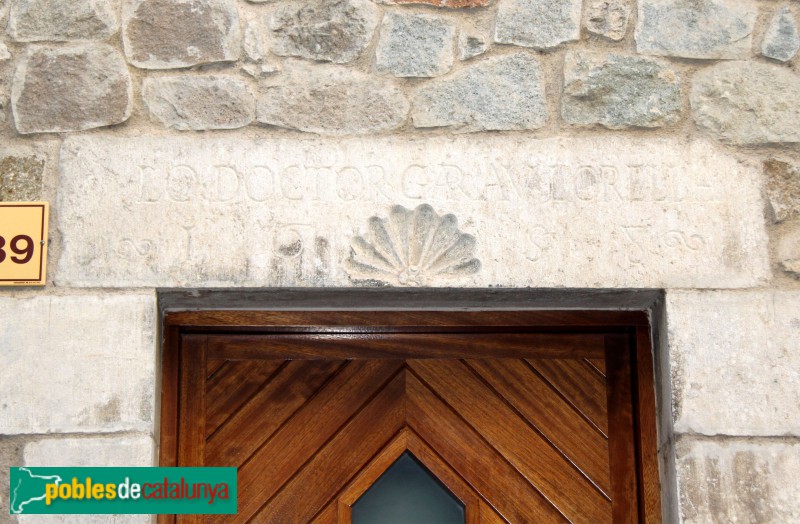 Anglès - Ca la Marieta (Foto: Albert Esteves, 2012) Anglès - Ca la Marieta