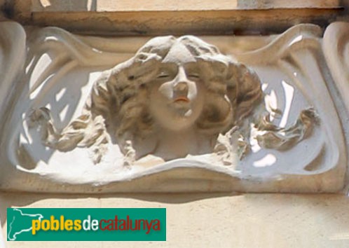 Reus - Carrer LLovera, 19-21 (Casa Tomàs Jordi) (Foto: Albert Esteves, 2024) Reus - Carrer LLovera, 19-21 (Casa Tomàs Jordi)