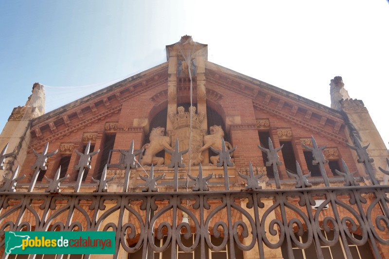 Reus - Escoles Prat de la Riba (Foto: Albert Esteves, 2024) Reus - Escoles Prat de la Riba