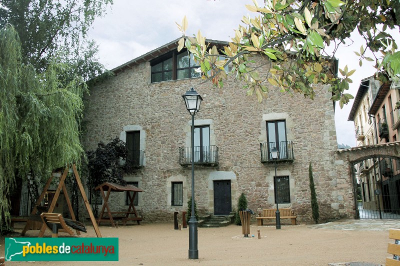 Sant Hilari Sacalm - Can Rovira (Foto: Albert Esteves, 2011) Sant Hilari Sacalm - Can Rovira