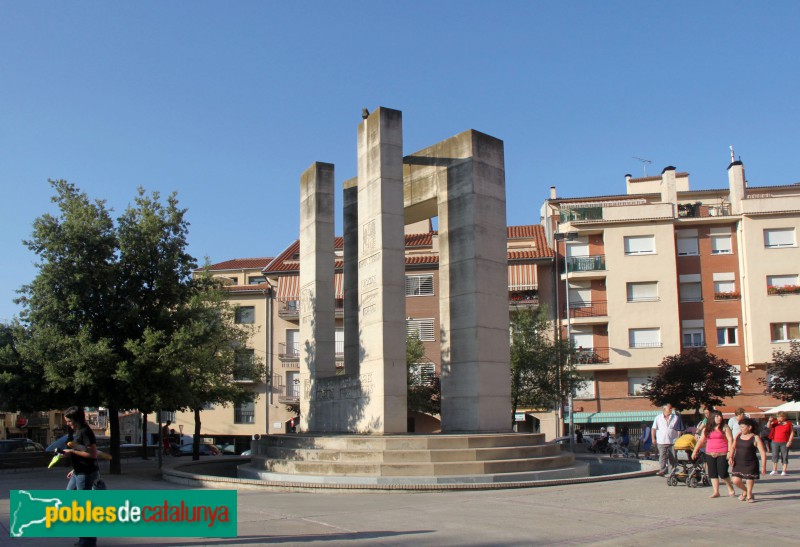 Sant Hilari Sacalm - Monument al general Moragues