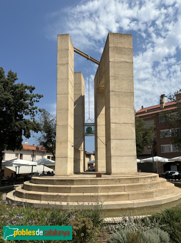 Sant Hilari Sacalm - Monument al general Moragues