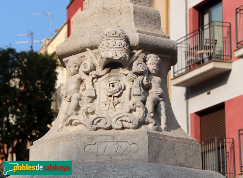 Reus - Creu de la plaça de la Sang (Foto: Albert Esteves, 2024) Reus - Creu de la plaça de la Sang