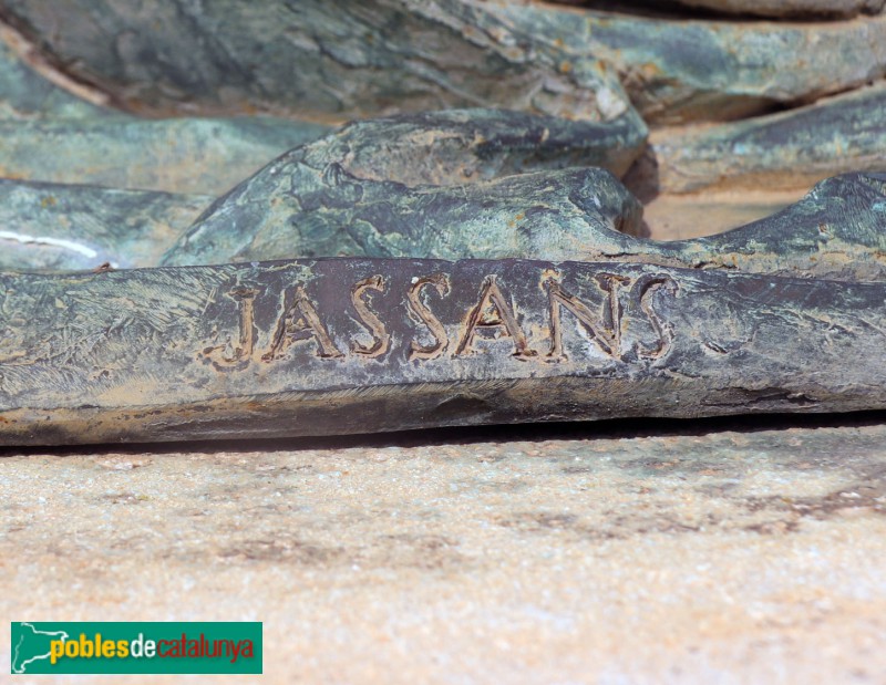 Reus - Escultura <i>La Flama</i> (Foto: Albert Esteves, 2024) Reus - Escultura <i>La Flama</i>