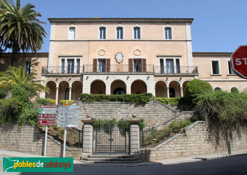 Arbúcies - El Roquer (Foto: Albert Esteves, 2011) Arbúcies - El Roquer