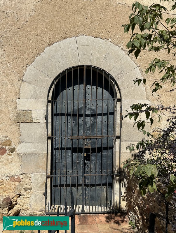 Quart - Església de Sant Mateu de Montnegre (Foto: Albert Esteves, 2024) Quart - Església de Sant Mateu de Montnegre