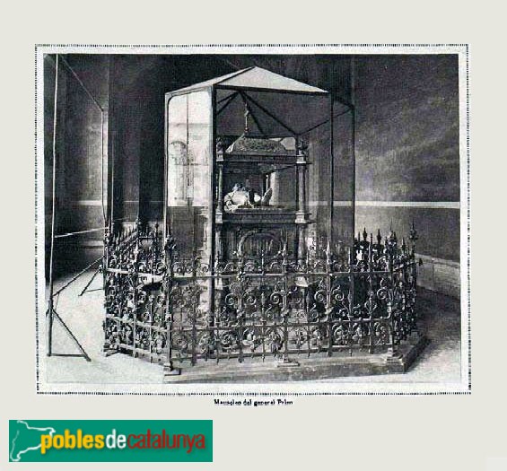 Reus - Cementiri. Mausoleu del General Prim. Foto antiga