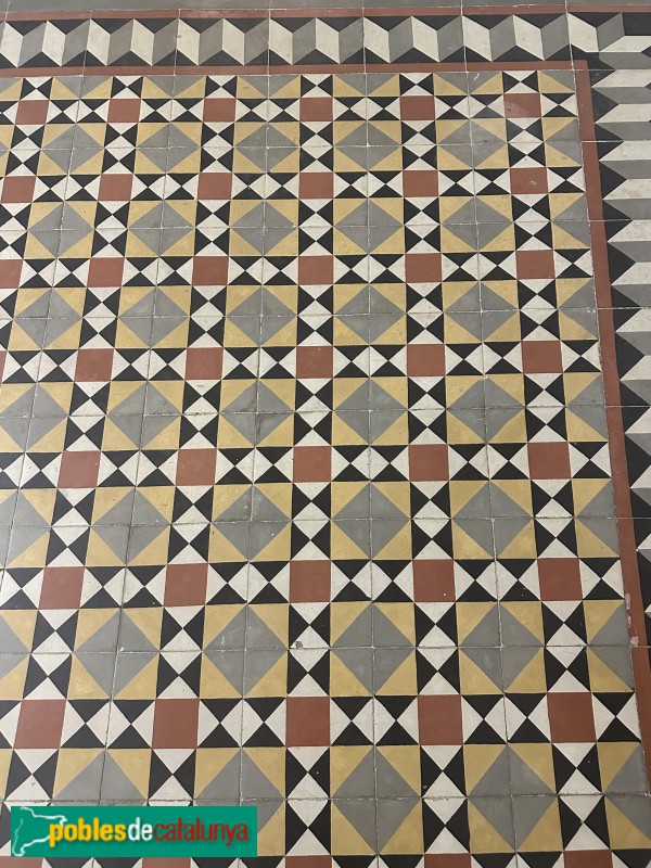 Reus - Mas d'Iglésies. Paviment hidràulic (Foto: Albert Esteves, 2024) Reus - Mas d'Iglésies. Paviment hidràulic