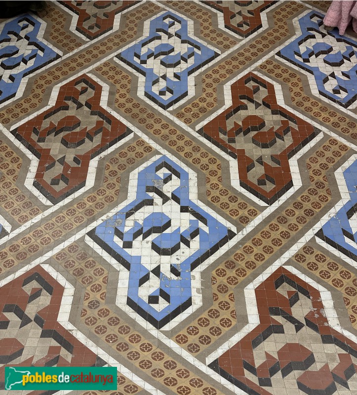 Reus - Mas d'Iglésies. Paviment hidràulic (Foto: Albert Esteves, 2024) Reus - Mas d'Iglésies. Paviment hidràulic