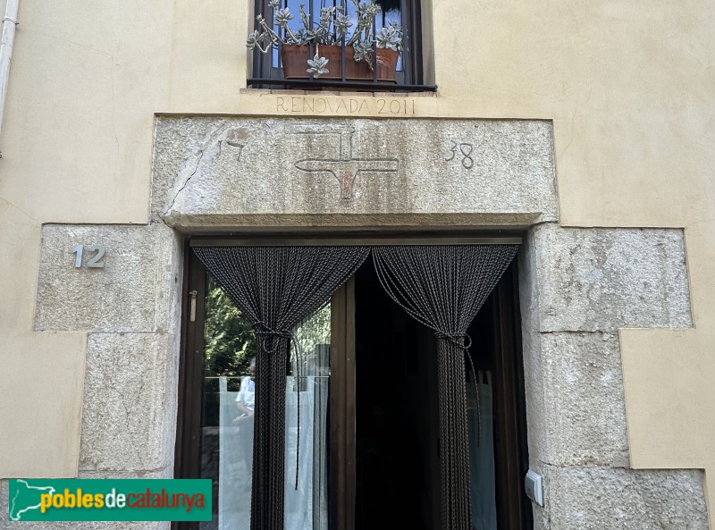 Juià - Llinda de 1738 (Foto: Albert Esteves, 2024) Juià - Llinda de 1738