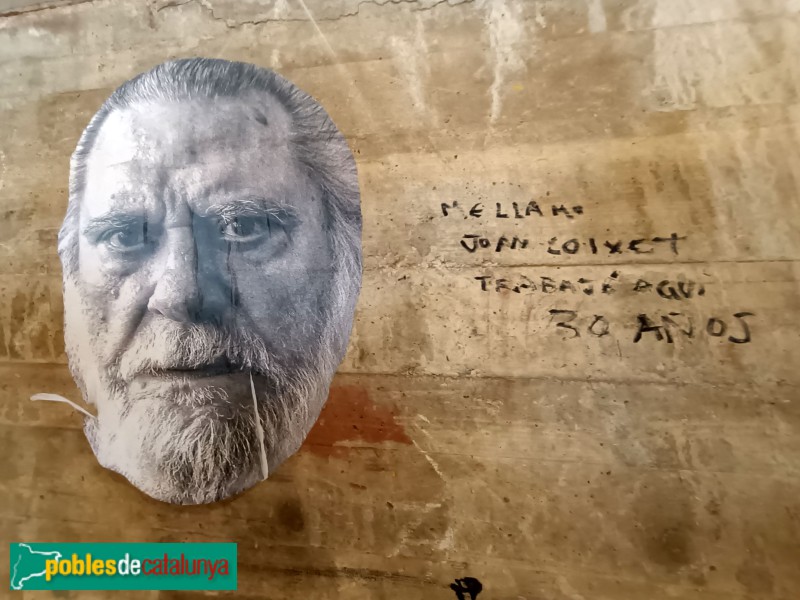 Sant Adrià del Besòs - Les Tres Xemeneies (Manifesta15 (Foto: Anna Corcoll, 2024) Sant Adrià del Besòs - Les Tres Xemeneies (Manifesta15