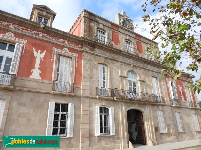 Barcelona - Parc de la Ciutadella - Palau del Governador. Façana principal (Foto: Valentí Pons, 2024) Barcelona - Parc de la Ciutadella - Palau del Governador. Façana principal