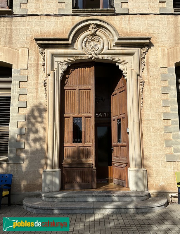 Vinyols i els Arcs - Antic noviciat dels Germans de la Salle (Foto: Albert Esteves, 2024) Vinyols i els Arcs - Antic noviciat dels Germans de la Salle