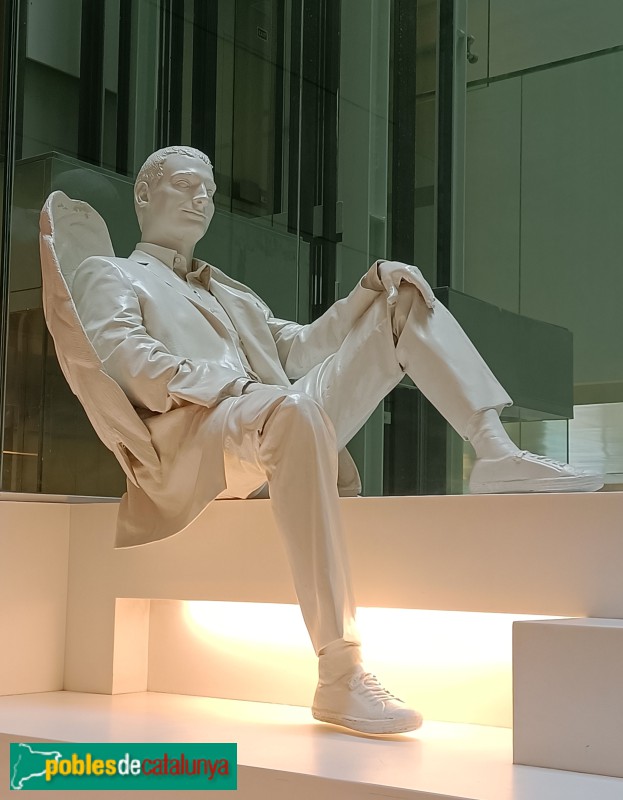 Barcelona - Còrsega 255. The Mirror (Foto: Anna Corcoll, 2024) Barcelona - Còrsega 255. The Mirror