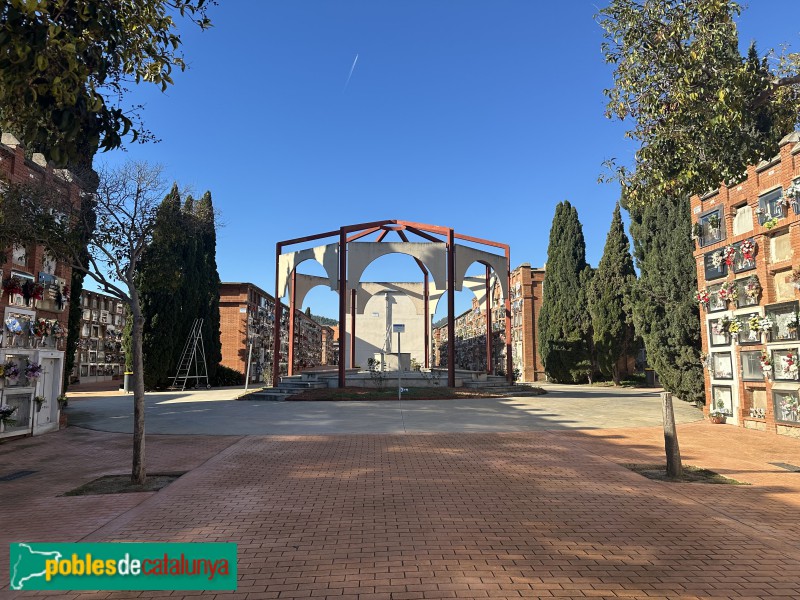 Sant Boi de Llobregat - Cementiri Municipal (Foto: Albert Esteves, 2024) Sant Boi de Llobregat - Cementiri Municipal