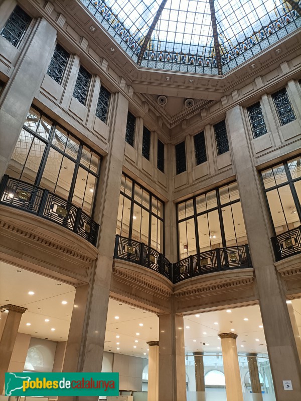 Barcelona - Edifici del Banc d'Espanya (després Caixa Catalunya) (Foto: Anna Corcoll, 2024) Barcelona - Edifici del Banc d'Espanya (després Caixa Catalunya)