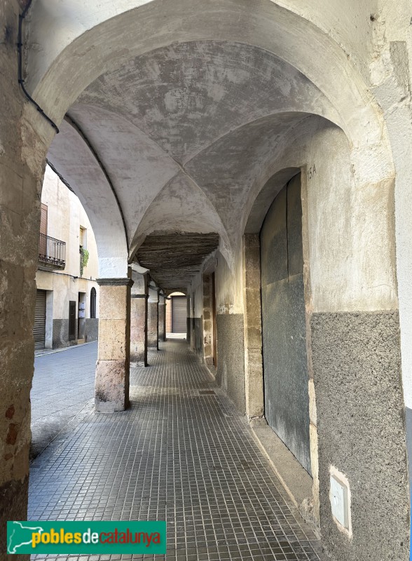 L'Aleixar - Porxos de la Plaça (Foto: Albert Esteves, 2025) L'Aleixar - Porxos de la Plaça