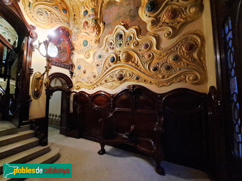 Barcelona - Casa Comalat (Foto: <i>Agustí Prats Aragonès</i>, 2024) Barcelona - Casa Comalat