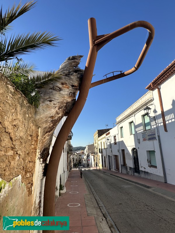 Sant Pere de Ribes - Carrer del Pi (Foto: Albert Esteves, 2024) Sant Pere de Ribes - Carrer del Pi