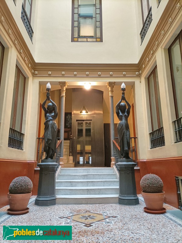 Barcelona - Pau Claris, 92 (Foto: Anna Corcoll, 2024) Barcelona - Pau Claris, 92