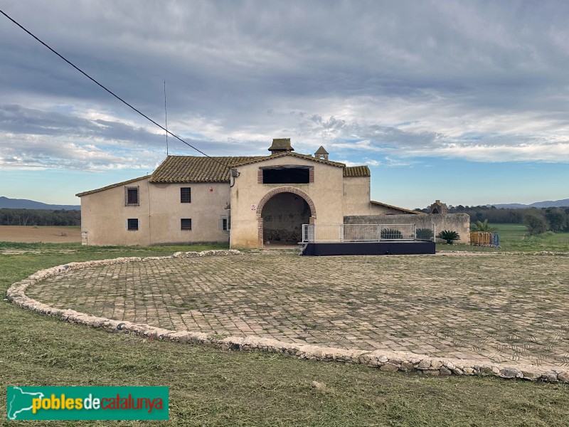 Cassà de la Selva - Esclet. Vilabella (Foto: Albert Esteves, 2025) Cassà de la Selva - Esclet. Vilabella