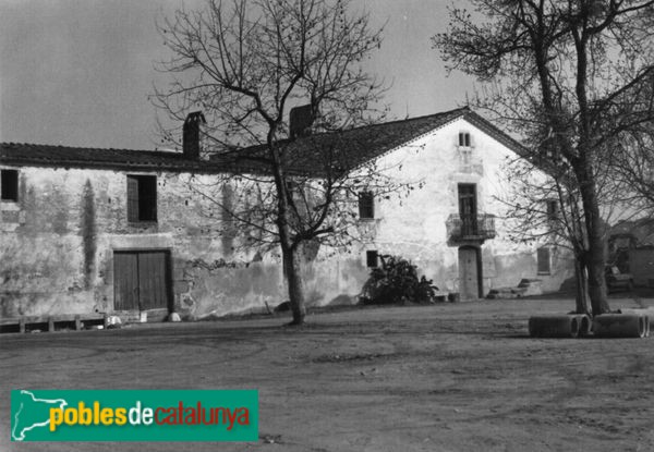 Cassà de la Selva - Esclet. Ca n'Oller (Foto: <i>Ramon M. Castells -calaix.gencat.cat-</i>, 1982) Cassà de la Selva - Esclet. Ca n'Oller