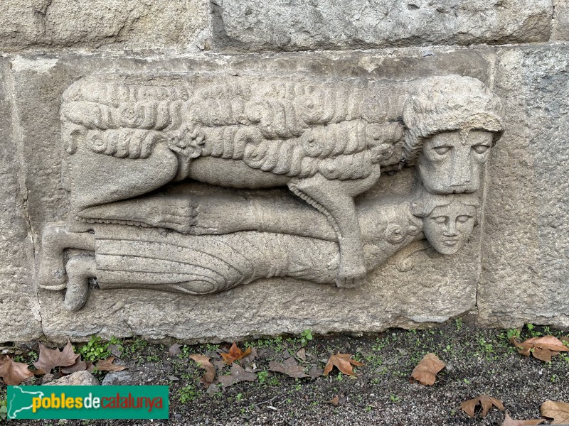 Girona - Cementiri. Detall de la tanca exterior (Foto: Albert Esteves, 2024) Girona - Cementiri. Detall de la tanca exterior