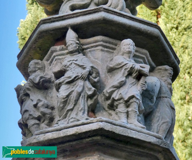 Girona - Cementiri. Creu Bonica (Foto: Albert Esteves, 2024) Girona - Cementiri. Creu Bonica