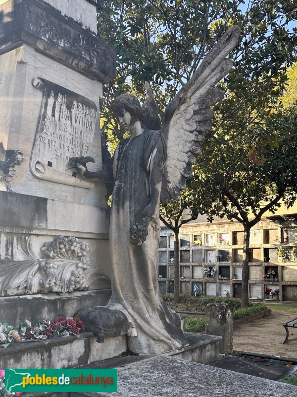 Girona - Cementiri. Panteó Estibalca