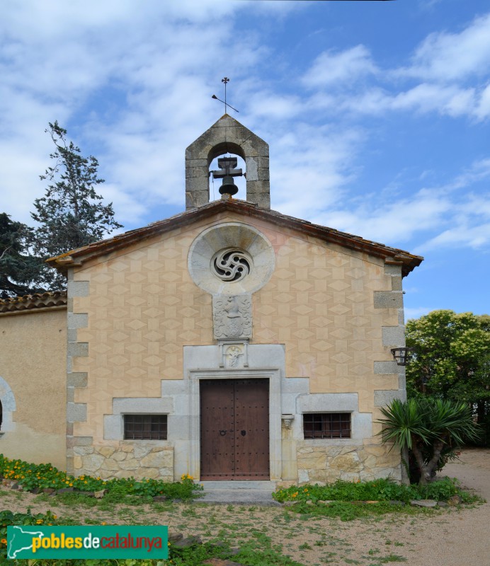 Llagostera, - Torre Albertí. Capella del Roser (Foto: <i>Karsten11</i>, 2014) Llagostera, - Torre Albertí. Capella del Roser