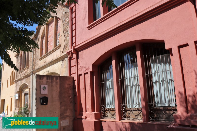 Valls - Naus de ca l'Orga (Picamoixons)