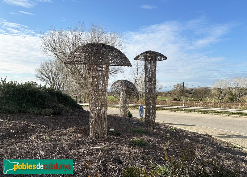 Llagostera - Rotonda dels Bolets