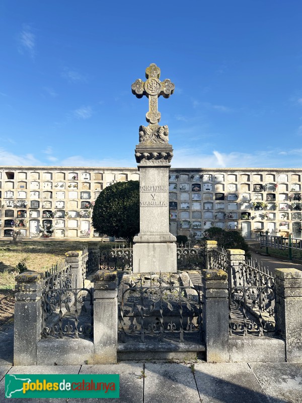 Llagostera - Cementiri. Sepulcre Maymir (Foto: Albert Esteves, 2025) Llagostera - Cementiri. Sepulcre Maymir