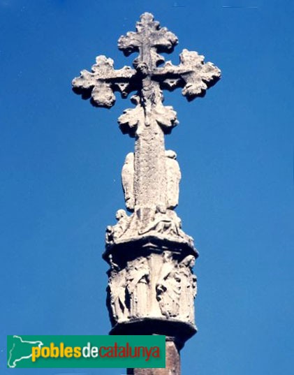 Cervelló - Creu de terme de Santa Maria (Foto: <i>Maite Sújar</i>, 1995) Cervelló - Creu de terme de Santa Maria