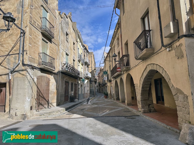 Alforja - Nucli antic. Carrer de la Font (Foto: Albert Esteves, 2025) Alforja - Nucli antic. Carrer de la Font