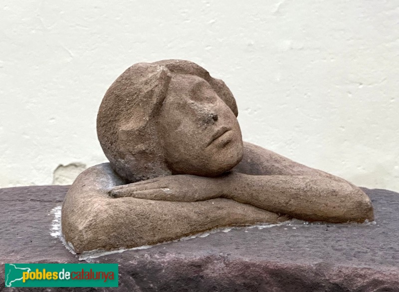 Molins de Rei - Escultura d'homenatge a Margarida Xirgu