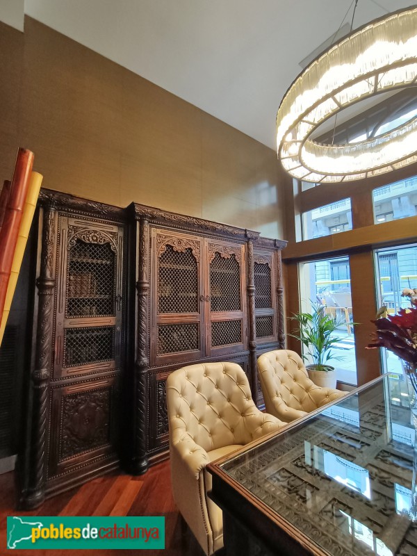 Barcelona - Via Laietana, 3 (Foto: Anna Corcoll, 2024) Barcelona - Via Laietana, 3