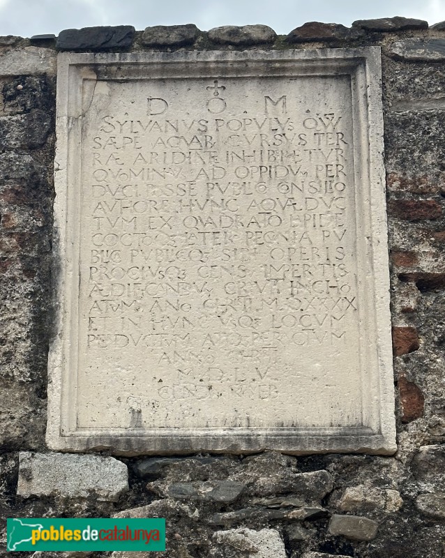 La Selva del Camp - Ponts del Portal de Més Amunt. Làpida del segle XVI (Foto: Albert Esteves, 2025) La Selva del Camp - Ponts del Portal de Més Amunt. Làpida del segle XVI