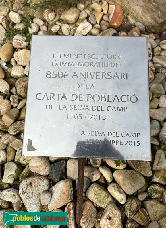 La Selva del Camp - Monument als 850 anys de la carta de població (Foto: Albert Esteves, 2025) La Selva del Camp - Monument als 850 anys de la carta de població