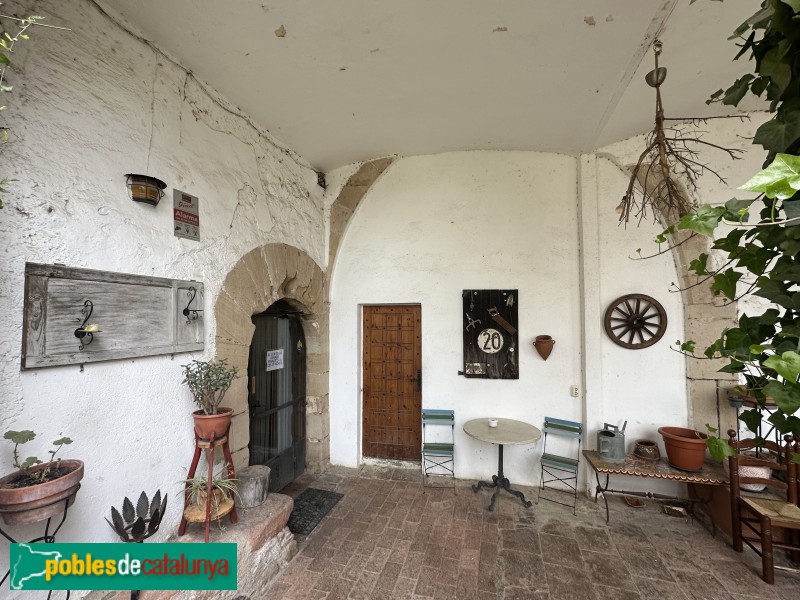 La Selva del Camp- Ermita de Paretdelgada. Casa de l'ermità (Foto: Albert Esteves, 2025) La Selva del Camp- Ermita de Paretdelgada. Casa de l'ermità