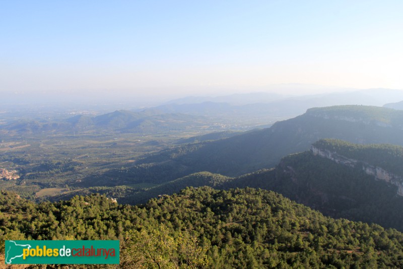 Vilaplana - La Mussara. Panoràmica des del poble (Foto: Albert Esteves, 2017) Vilaplana - La Mussara. Panoràmica des del poble