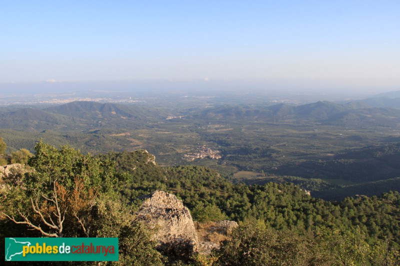 Vilaplana - La Mussara. Panoràmica des del poble (Foto: Albert Esteves, 2017) Vilaplana - La Mussara. Panoràmica des del poble