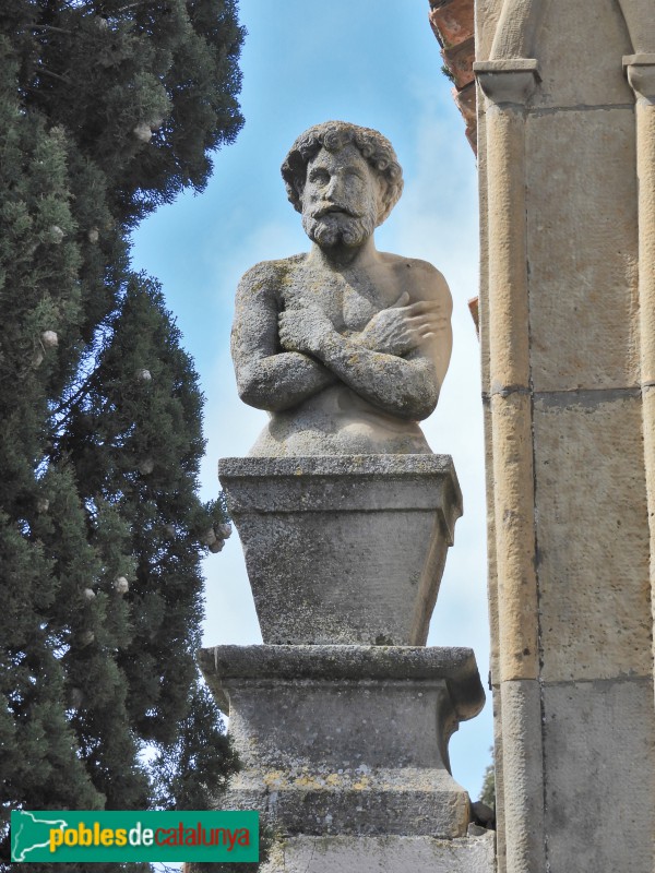 Cervera - Cementiri. Detall porta