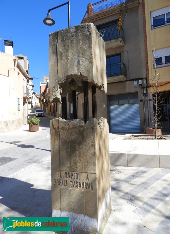 El Papiol - Monument a Rafael Casanova